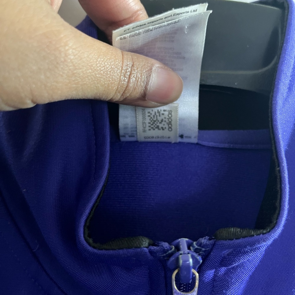 Adidas purple Jacket with Black Logo - Picture 8 of 9